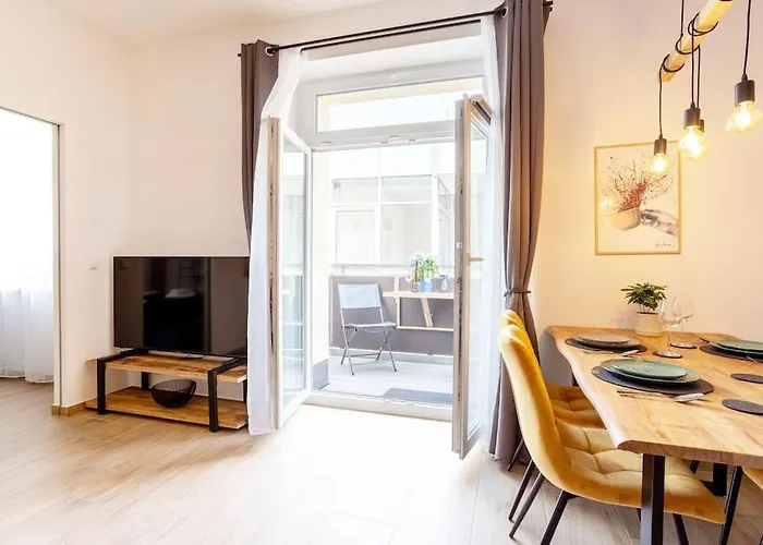 Soulscape Apartments Deluxe Zwickau Citycenter Mit Tg-Stellplatz Und Magenta-Tv